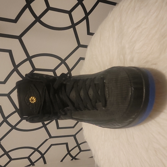 Jordan 2 retro BHM - Picture 2 of 3